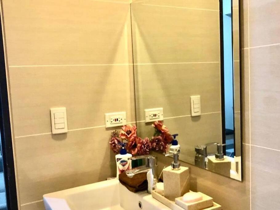 1Br One Uptown Near Uptown Mall Bgc Apartment Манила Екстериор снимка